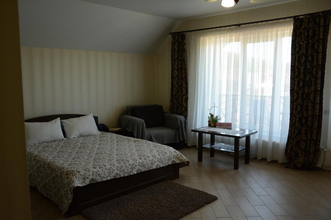 Illara Spa Hotel Irshava Exteriör bild
